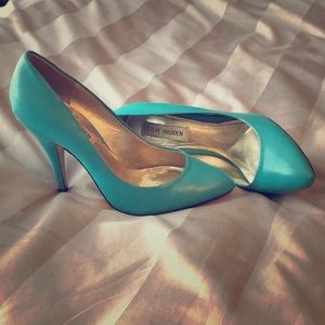 EUC Steve Madden Pumps